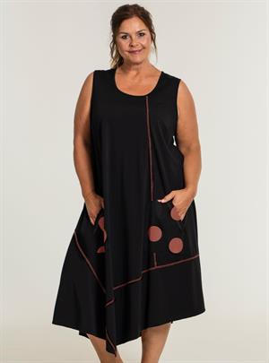 Gozzip Black - Feline Kjole i Sort med Koral Bomber, M-46/48